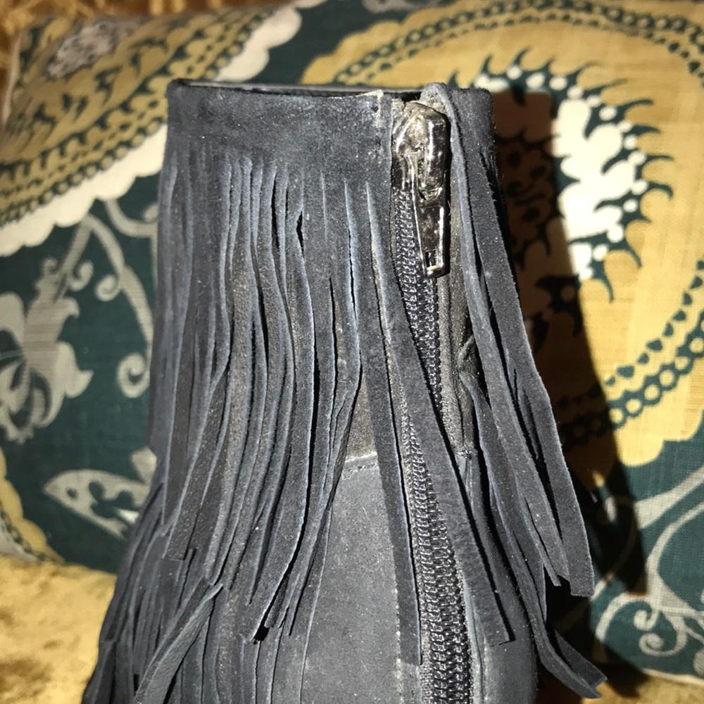 🎉HOST PICK!🎉 Black Suede Fringe Boots By Steve Madden - Picture 10 of 16